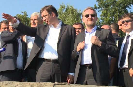 Aleksandar Vučić i Bakir Izetbegović u Beogradu