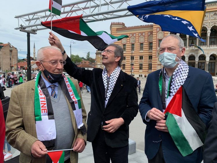 Ambasador Palestine u BiH na protestima podrške u Sarajevu