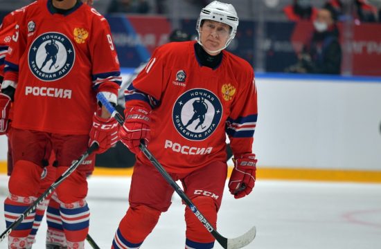 Vladimir Putin zaigrao hokej prvi put od početka panedmije